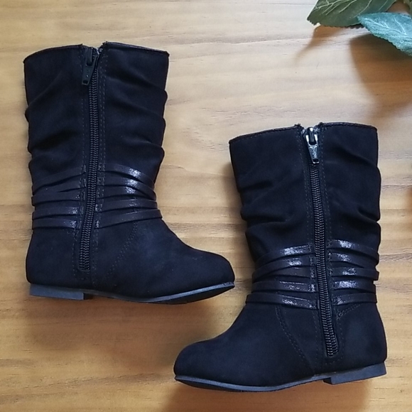 Jumping Beans Toddler Faux Suede Boots - Picture 3 of 6